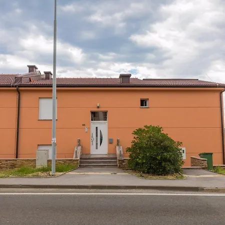 One-bedroom In Xxx *